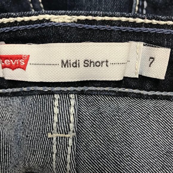 Levi’s Midi Short Cuffed Shorts 7 - Picture 6 of 8